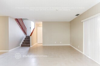 3856 NW 107th Way in Sunrise, FL - Building Photo - Building Photo