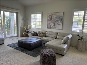 10181 Bellavista Cir in Miromar Lakes, FL - Foto de edificio - Building Photo