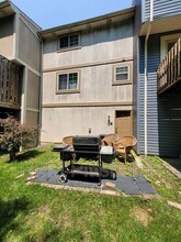 408 Timber Dr in Trafford, PA - Building Photo - Building Photo