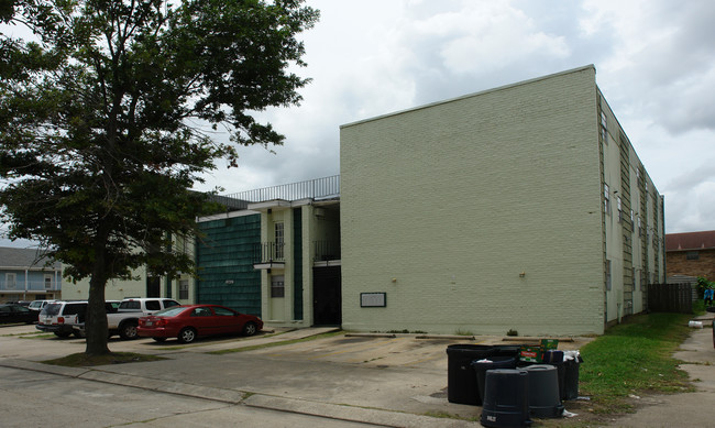 2900 Independence St in Metairie, LA - Building Photo - Building Photo