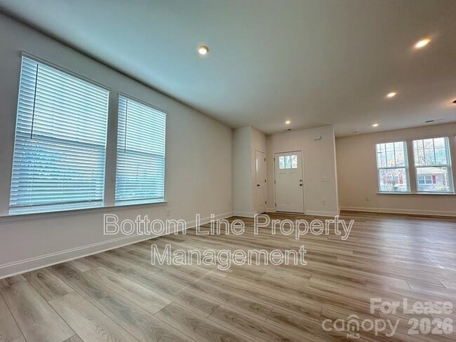 2938 Clyde Dr in Charlotte, NC - Building Photo - Building Photo