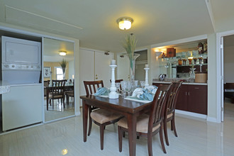 Saxon in Las Vegas, NV - Building Photo - Interior Photo