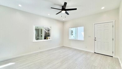 14 Wood St in Honolulu, HI - Building Photo - Building Photo