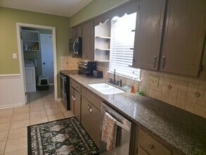738 Forestdale Dr in Montgomery, AL - Building Photo - Building Photo