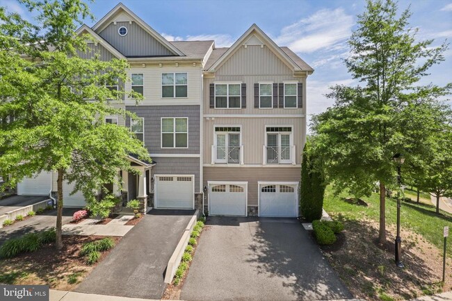 property at 12807 Lotte Dr