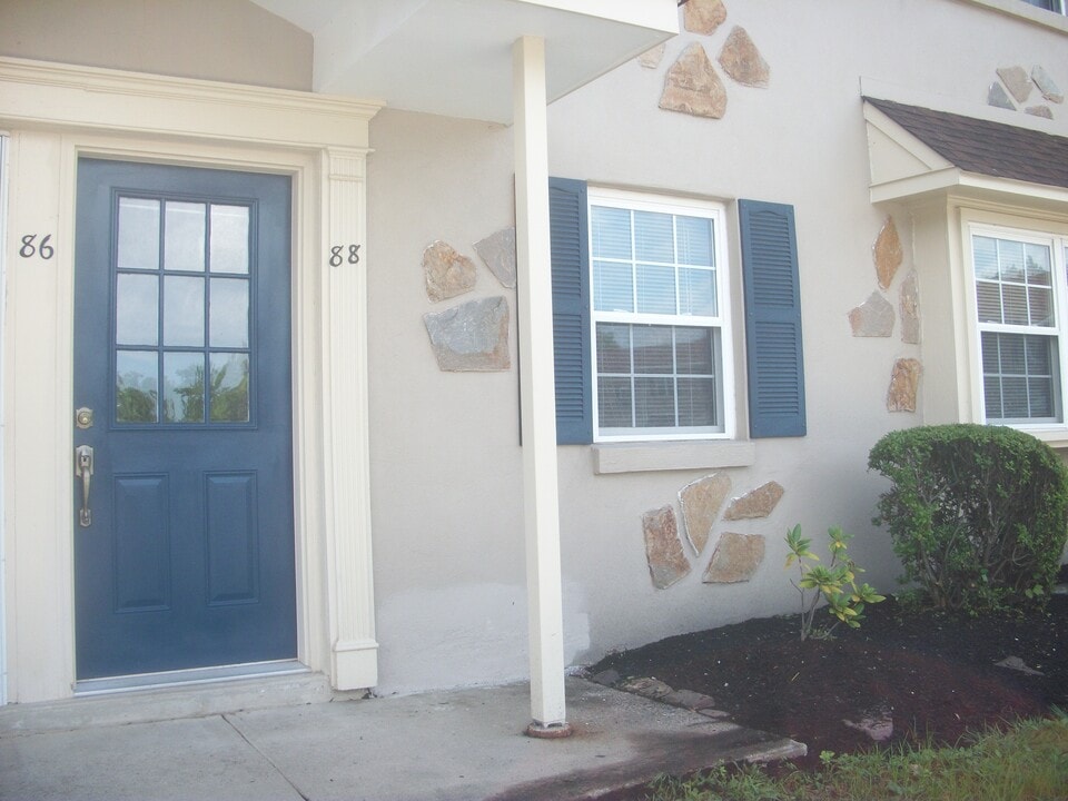 88 Wexford Dr, Unit 88 Wexford Road in North Wales, PA - Building Photo