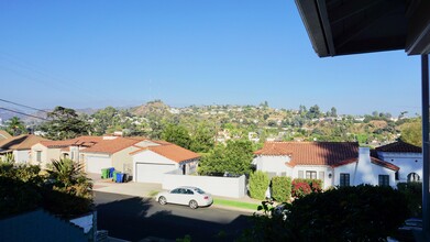 4435 Caledonia Way in Los Angeles, CA - Building Photo - Building Photo