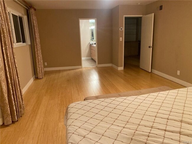 property at 4400 Portico Pl