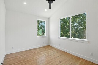 5837 Oram St in Dallas, TX - Building Photo - Building Photo