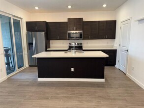 8694 Via Mar Rosso in Greenacres, FL - Building Photo - Building Photo