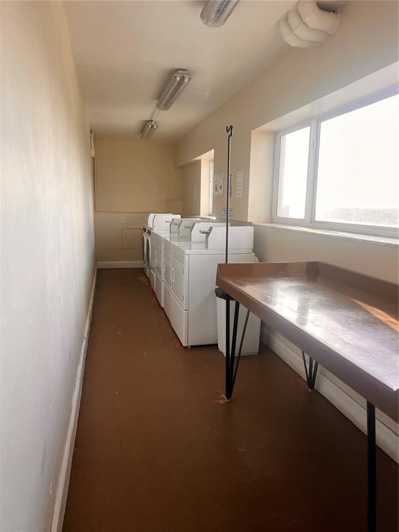 300 Oregon St, Unit 506 in Hollywood, FL - Building Photo - Building Photo