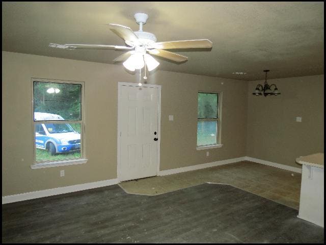 185 Charles Dr in Cabot, AR - Foto de edificio - Building Photo