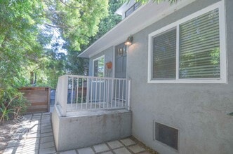 317 6th Ave, Unit A in Venice, CA - Building Photo - Building Photo