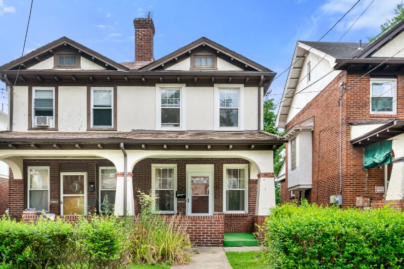 5920 Phillips Ave in Pittsburgh, PA - Building Photo