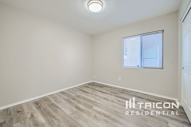 11208 W Devonshire Ave in Phoenix, AZ - Building Photo - Building Photo