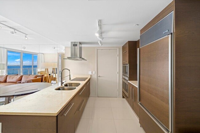 property at 495 Brickell Ave
