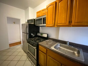 175 Claremont Ave in New York, NY - Building Photo - Building Photo