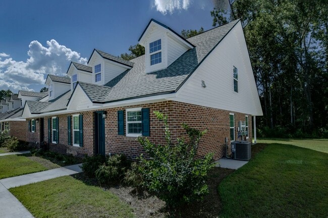 411 Madison Ave in St. Marys, GA - Building Photo - Building Photo