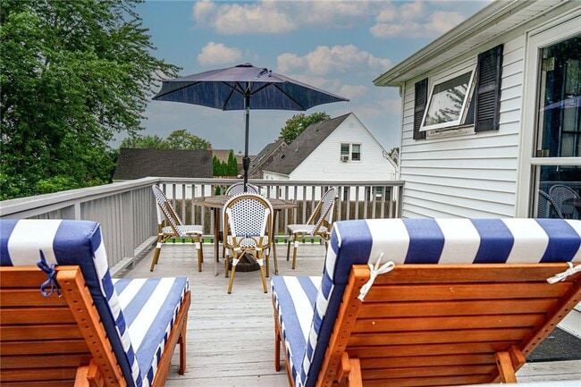 property at 142 Renfrew Ave
