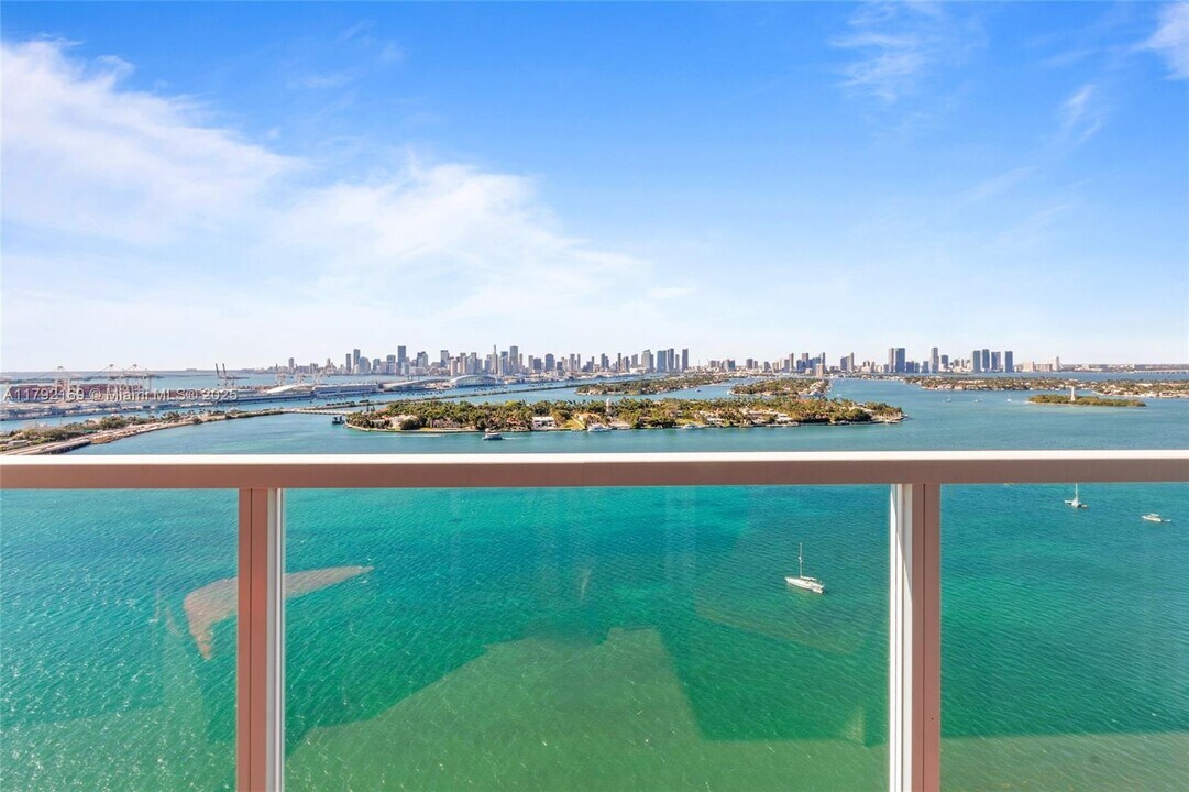 650 West Ave, Unit # 2907 in Miami Beach, FL - Building Photo