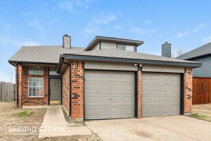 12931 Parker Ct in Balch Springs, TX - Building Photo