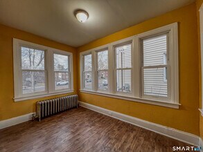 104 Westbourne Pkwy in Hartford, CT - Building Photo - Building Photo