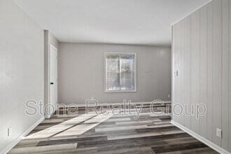 1800 N 6th 1/2 St in Terre Haute, IN - Building Photo - Building Photo