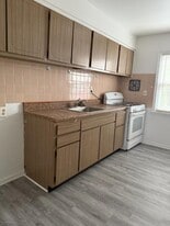 824 Bayway, Unit 1a in Elizabeth, NJ - Building Photo