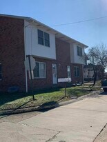 56 Mound St in New Martinsville, WV - Building Photo