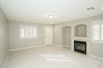 9281 Hainsworth Ave in Las Vegas, NV - Building Photo - Building Photo