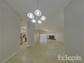 7832 Osteen Rd in New Port Richey, FL - Building Photo - Building Photo