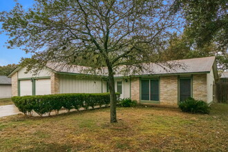 16327 Ross Oak St in San Antonio, TX - Building Photo - Building Photo