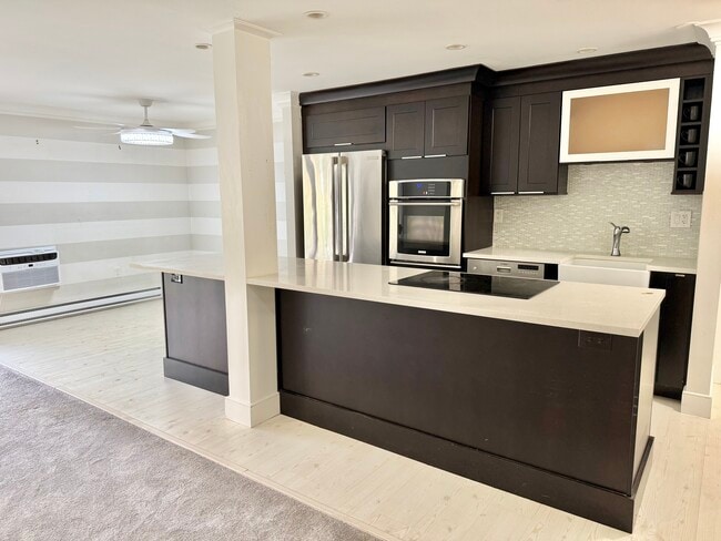 1 Linden St, Unit 11 in Norwalk, CT - Building Photo - Building Photo