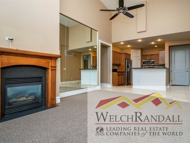 150 S 300 E in Salt Lake City, UT - Building Photo - Building Photo