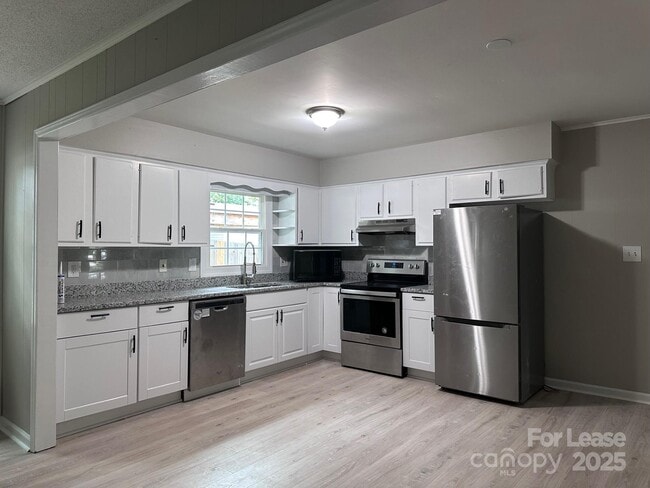 10731 Osprey Dr in Charlotte, NC - Building Photo - Building Photo