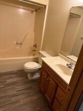 210 5th Ave NE in St. Cloud, MN - Building Photo - Building Photo