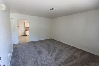 1719 N East St in Flagstaff, AZ - Building Photo - Building Photo