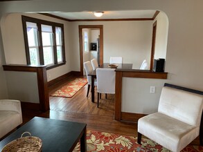 366 Inglewood Dr in Rochester, NY - Building Photo - Building Photo