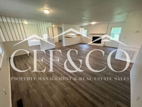 233 N Hill Dr in Boiling Springs, SC - Building Photo - Building Photo