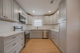 5310 Woodville Ln in Spring, TX - Building Photo - Building Photo