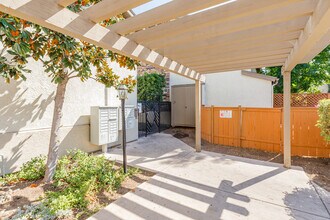 South Second Apartments in El Cajon, CA - Building Photo - Building Photo