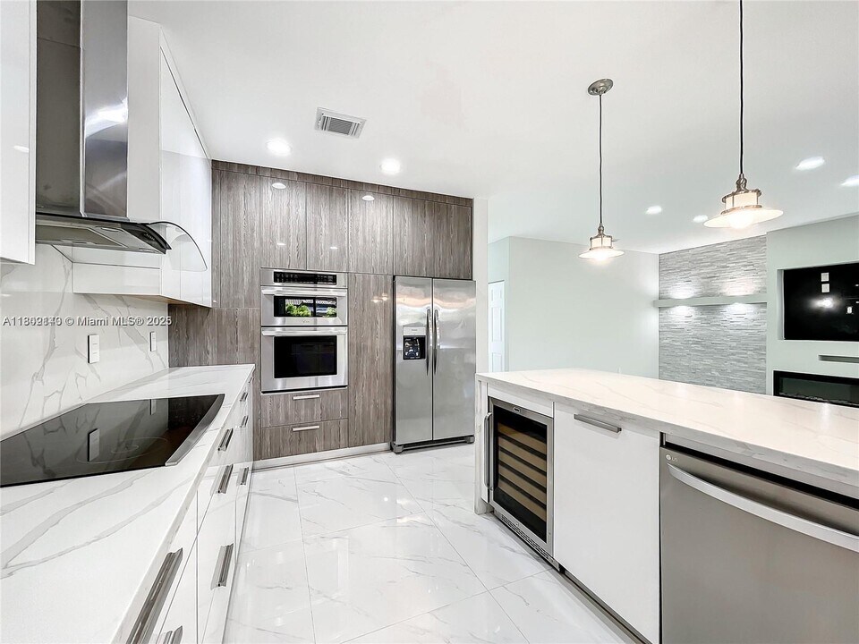 11482 SW 238th Terrace in Homestead, FL - Building Photo
