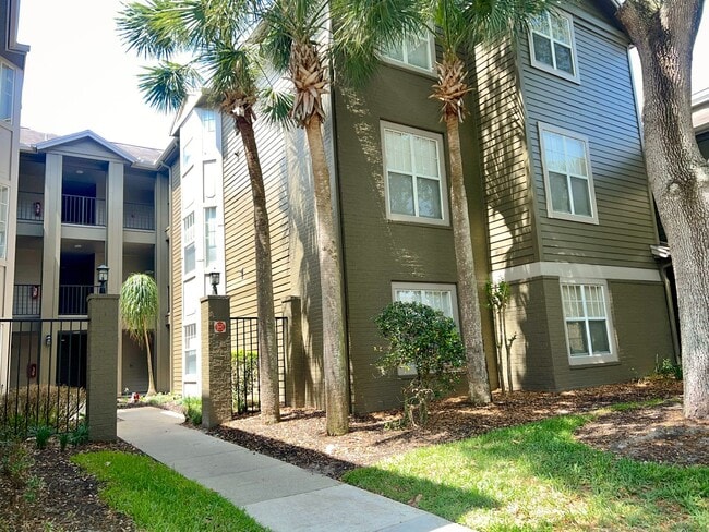 420 Summit Ridge Pl in Longwood, FL - Building Photo - Building Photo