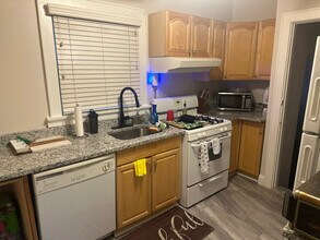 5331 Wakefield Pl in Cincinnati, OH - Building Photo - Building Photo