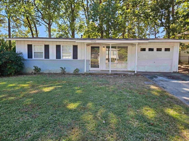 property at 11621 Chipwood Dr