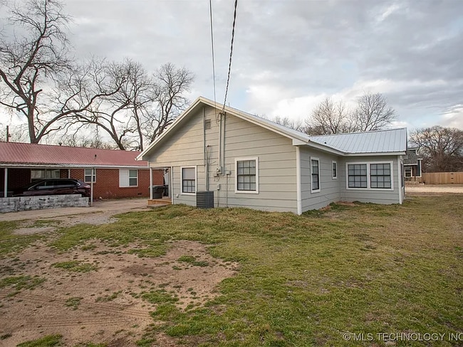 20 8th Ave NW in Ardmore, OK - Building Photo - Building Photo