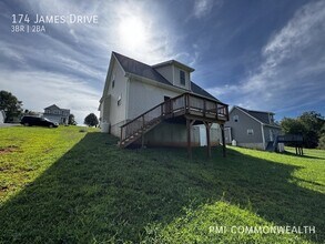 174 James Dr in Ruckersville, VA - Building Photo - Building Photo
