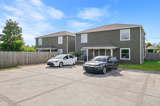 2501 W 18th St in Panama City, FL - Building Photo - Building Photo