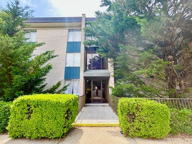 property at 14632 Bauer Dr