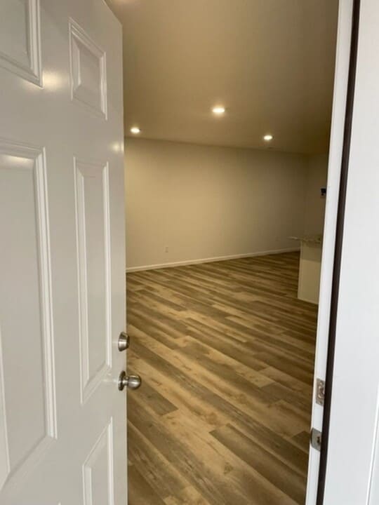 433 E James Dr in Strafford, MO - Building Photo